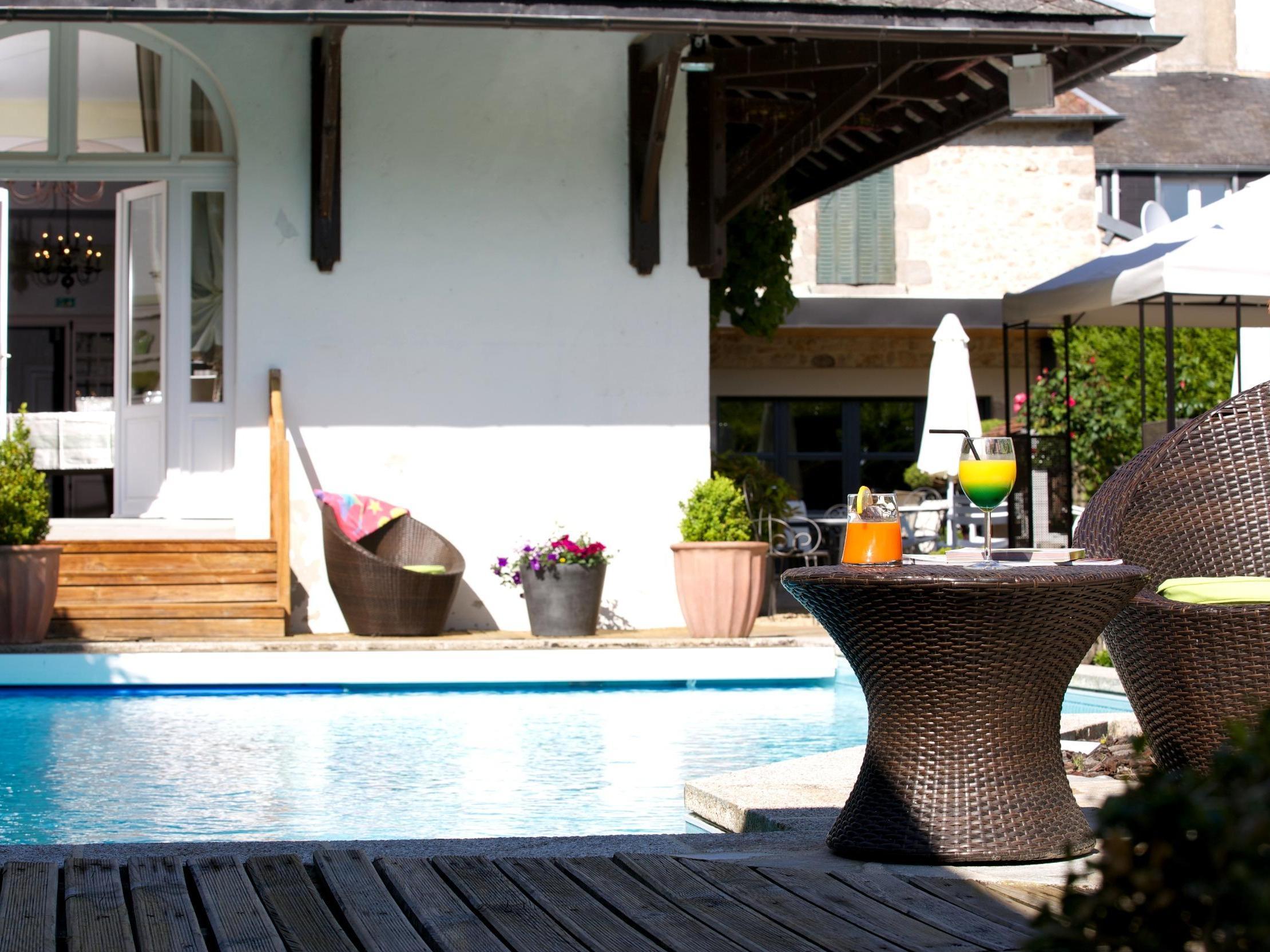 Logis Hotel Restaurant Nougier Saint-Étienne-de-Fursac Esterno foto