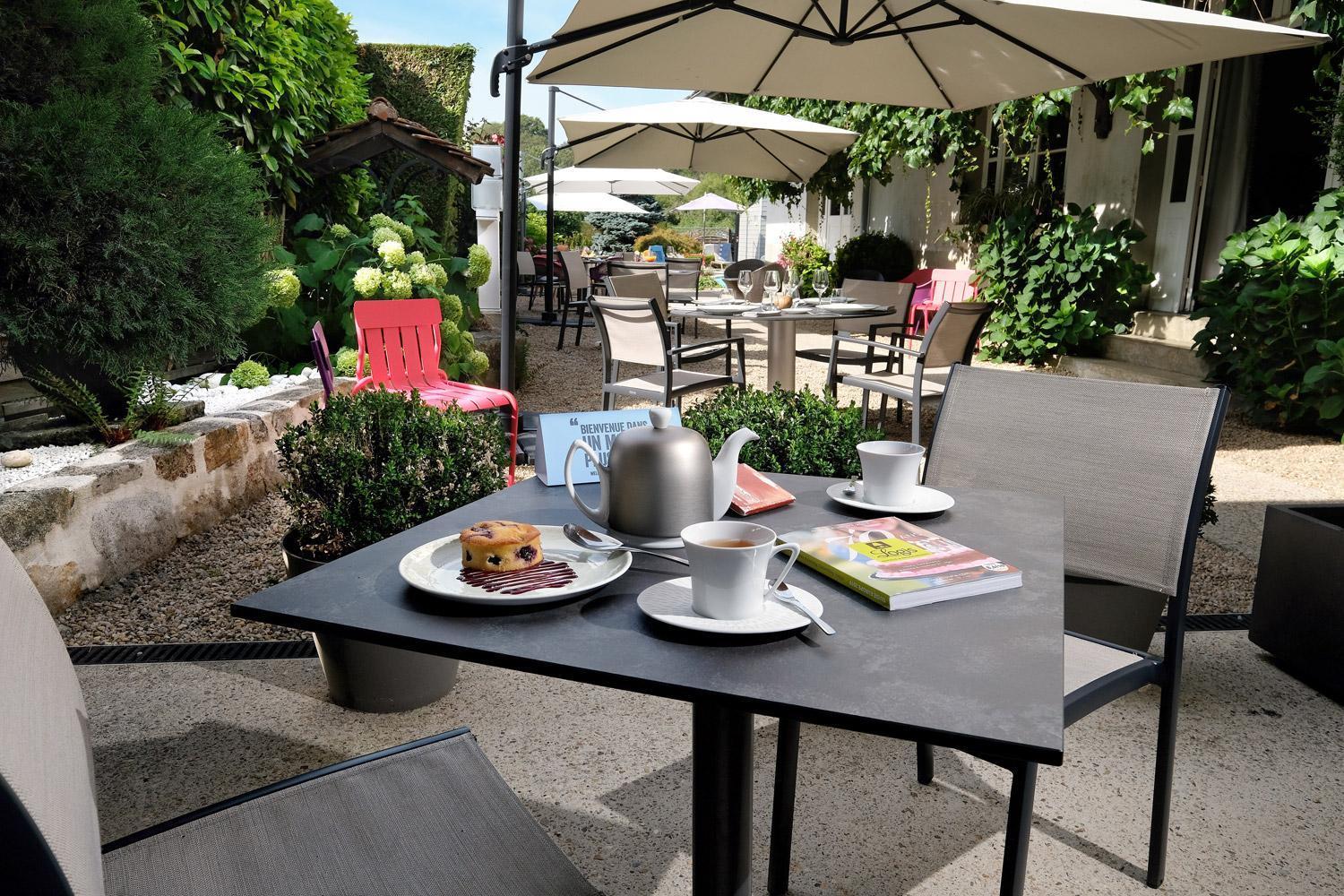 Logis Hotel Restaurant Nougier Saint-Étienne-de-Fursac Esterno foto