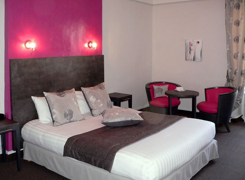 Logis Hotel Restaurant Nougier Saint-Étienne-de-Fursac Camera foto